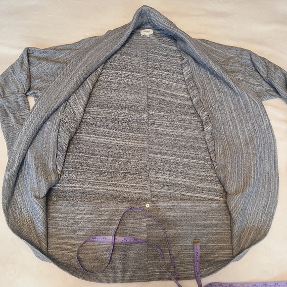 Aritzia Wilfred cardigan - Picture 4 of 8